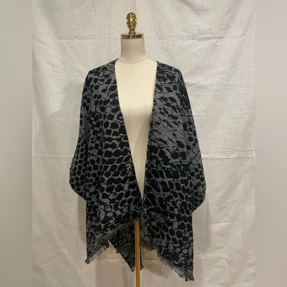 NWOT‎ Panache wrap